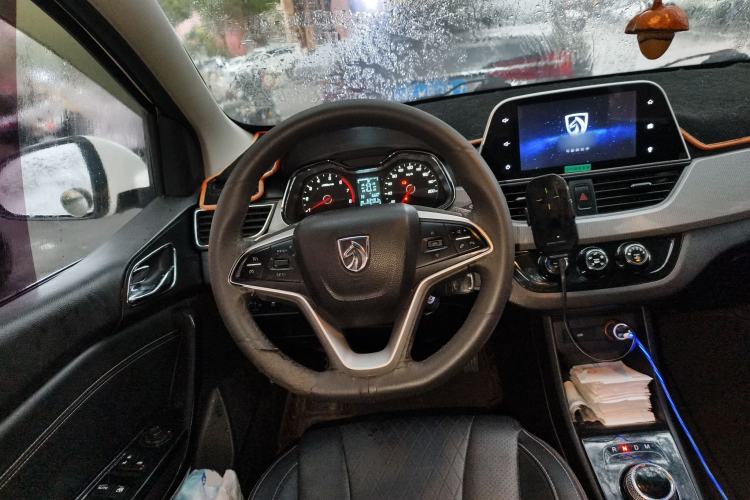 Used Baojun 310W 2018 1.5L Automatic Luxury Version China V