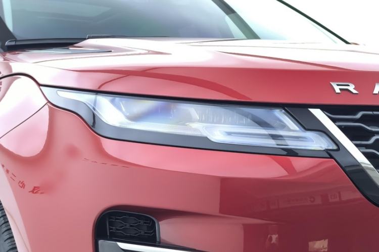 Used Land Rover Range Rover Evoque 2021 Range Rover Velar 249 PS R-Dynamic S Performance Edition