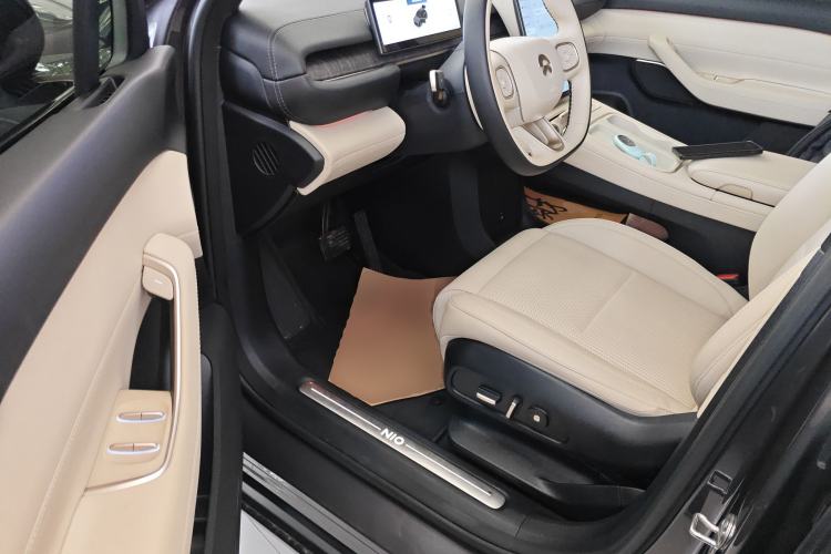 Used Nio ES6 2023 75 kWh
