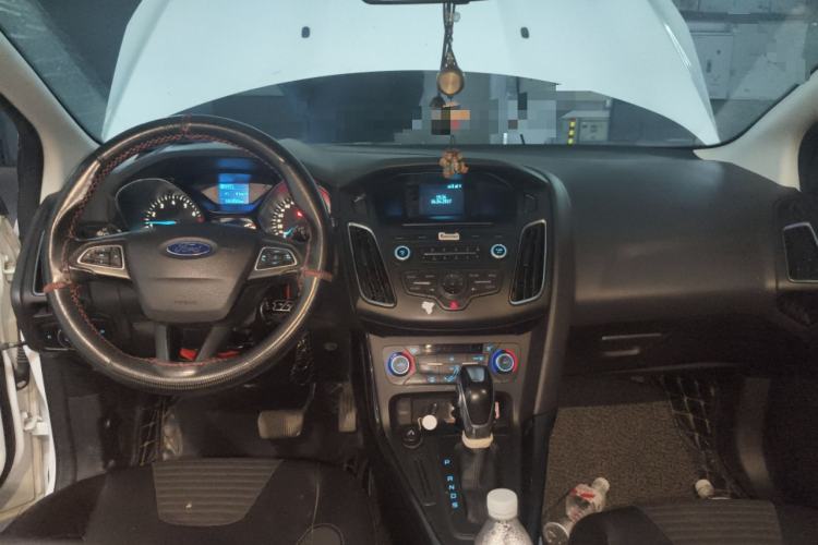 Used Ford Focus 2015 Hatchback 1.6L Automatic Fashion Edition