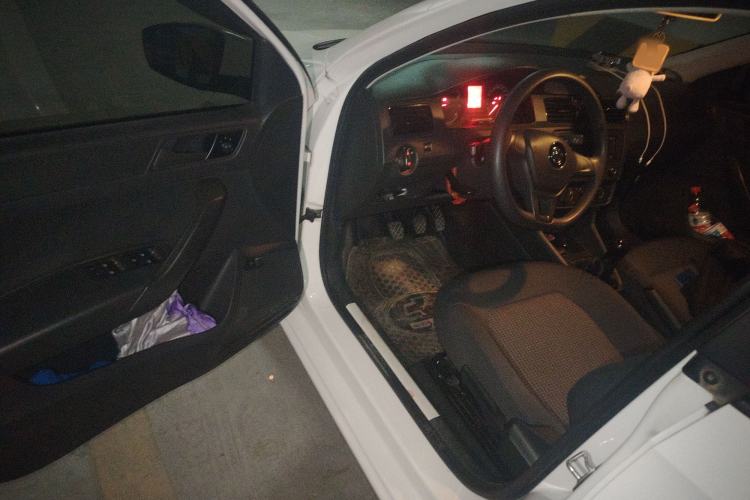 Used Volkswagen Santana 2016 1.6L Manual Fashion Edition
