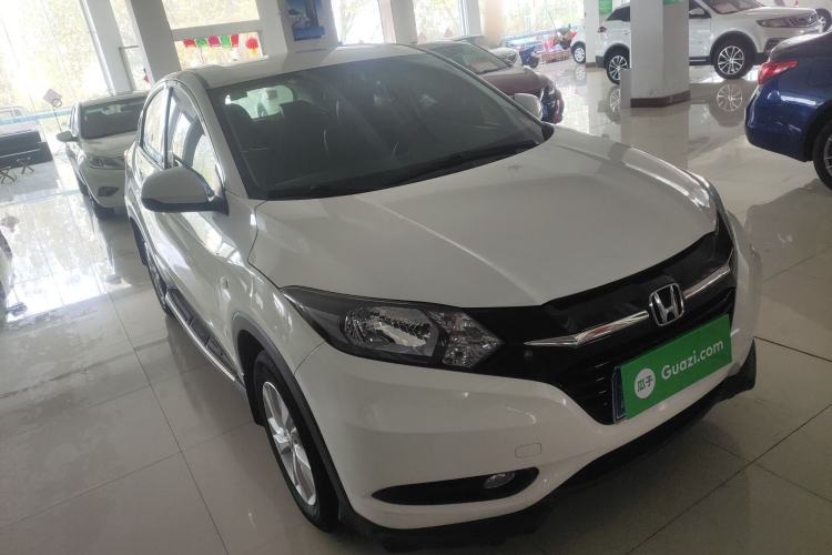 Used Honda Vezel 2017 1.5L CVT 2WD Comfort Model Front Right 45 Deg