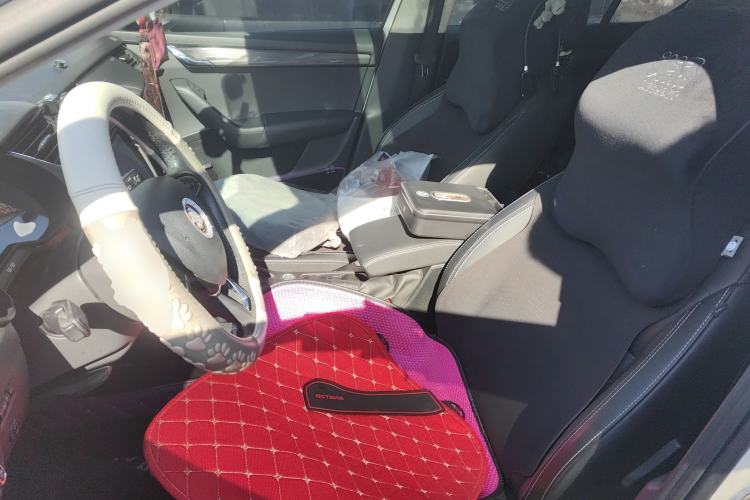 Used Skoda Octavia 2017 TSI280 DSG Smart Drive Edition
