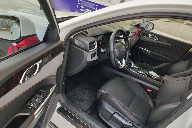 Used Lynk & Co 02 2019 1.5T DCT Two-Wheel Drive Sporty Version China VI Standard