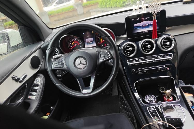 Used Mercedes-Benz GLC 2017 GLC 200 4MATIC Steering Wheel