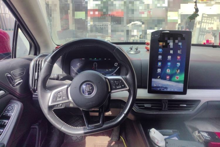 Used BYD Tang New Energy 2018 DM 2.0T All-Wheel Drive Smart Connectivity Luxury Model 7 Seats China V Emission Standard Steering Wheel