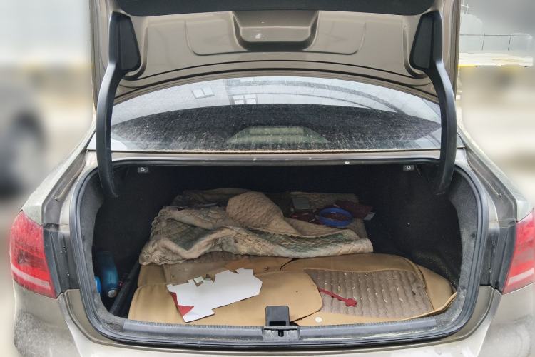 Used Volkswagen Passat 2013 1.8TSI DSG Prestige Edition Trunk