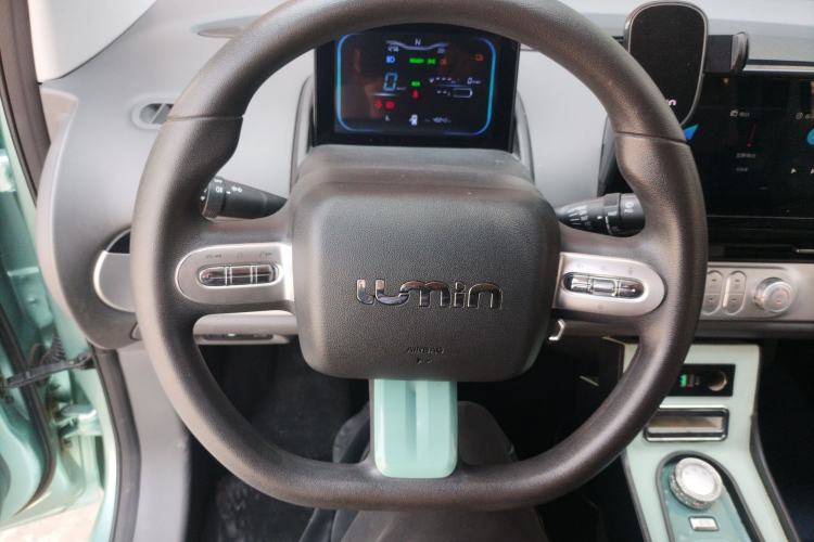 Used CHANGAN NEVO Lumin 2022 155 km – Refreshingly Sweet Edition Steering Wheel