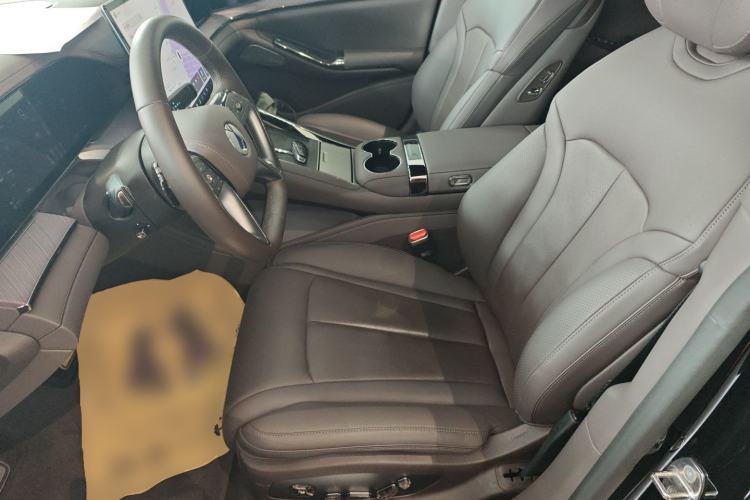 Used Denza Z9 2024 1100 km Four-Wheel Drive Max Version