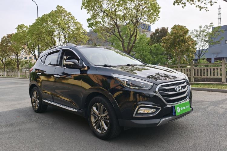 Used Hyundai ix35 2015 2.0L Automatic 2WD Smart Type China IV Exterior 2