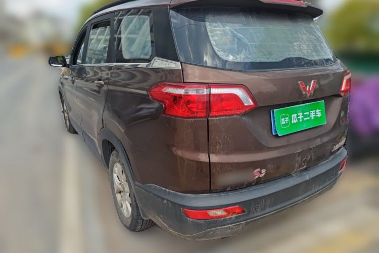 Used Wuling Hongguang S3 2018 1.5L Manual Comfort Model China V Standard