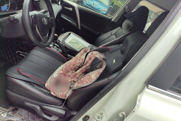 Used Toyota RAV4 2018 2.0L CVT Two-Wheel Drive Fashion X Edition