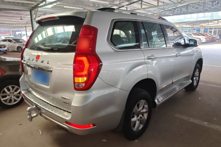 Used Haval H9 2015 2.0T Four-Wheel Drive Standard Model 7 Seats