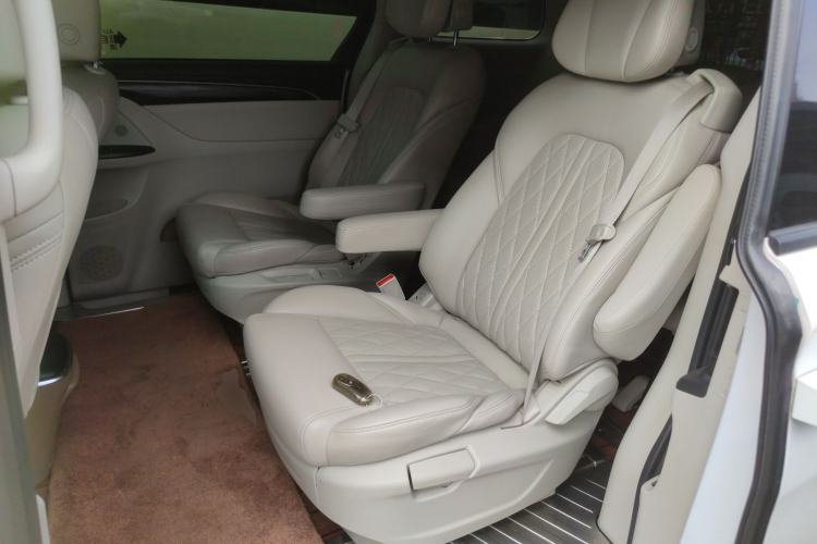 Used Buick GL8 2020 ES Land Cruiser 653T Comfort Edition
