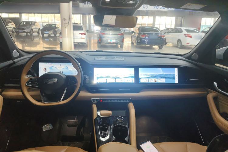 Used Geely Auto Monjaro L Extended Range Electric Version 2022 1.5T DHT Range-Extending Electric Flagship Edition Center Console