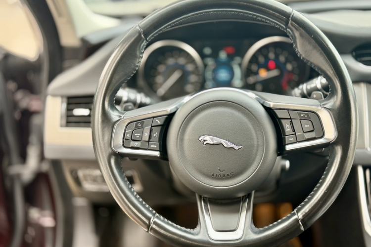 Used Jaguar XFL 2019 XFL 2.0T 200 PS Two-Wheel-Drive Elite Edition
