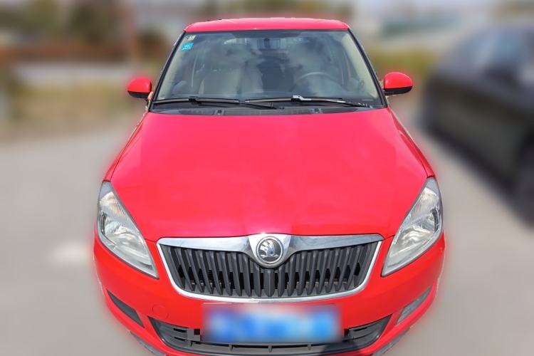 Used Skoda Fabia 2014 1.4L Automatic Crystal Edition Front