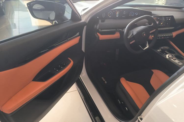 Used CHANGAN UNI-V 2024 2.0T Classic Sport Edition