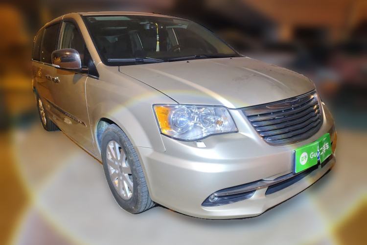 Used Chrysler Grand Voyager 2013 3.6L Luxury Edition
