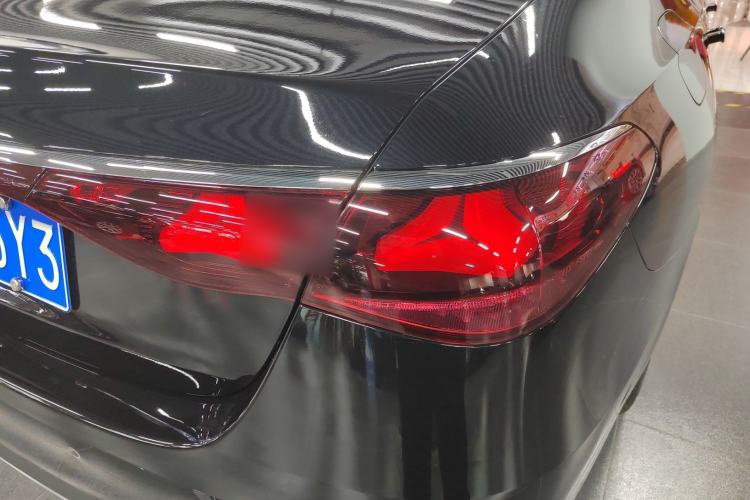 Used Mercedes-Benz E-Class 2025 Facelift E 300 L Luxury Edition