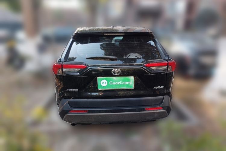 Used Toyota RAV4 2022 2.0L CVT Two-Wheel Drive Fashion Plus Edition
