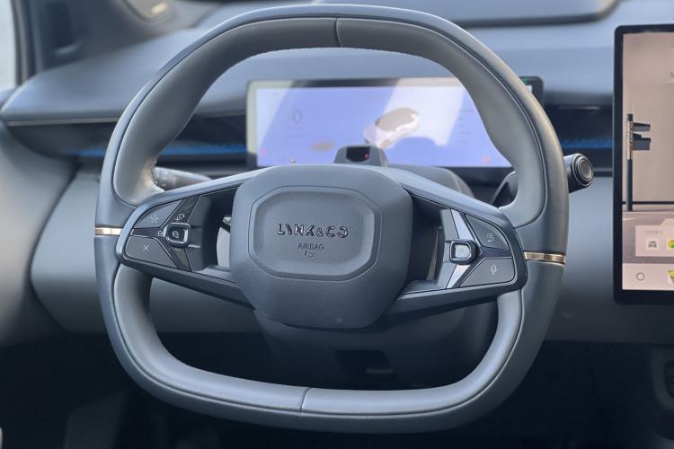 Used Lynk & Co Z20 2025 530 km Range Rear-Wheel Drive Max