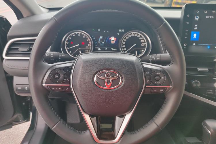 Used Toyota Camry 2023 2.0G Luxury Edition Interior 2