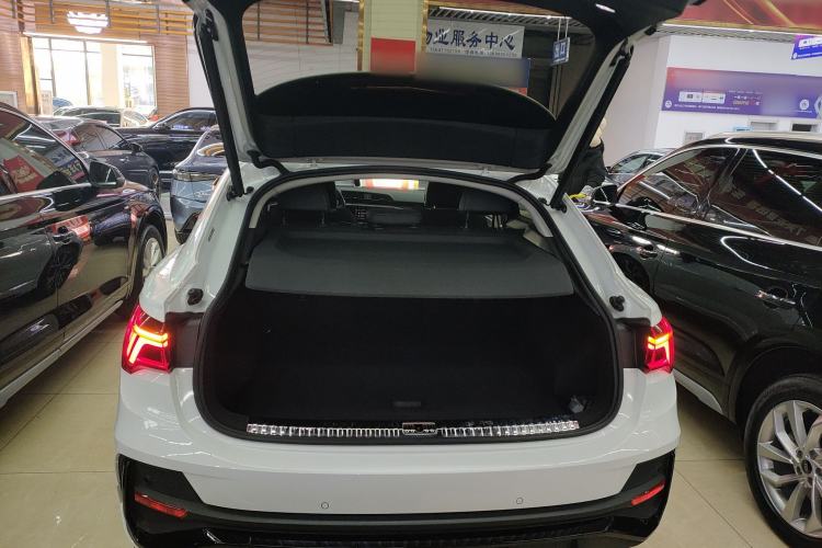 Used Audi Q3 Sportback 2023 40 TFSI Fashion Model