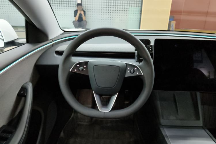 Used Tesla Model 3 2023 Rear-Wheel-Drive Version Steering Wheel