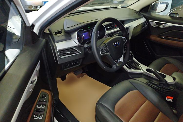 Used Geely Auto Vision 2019 Upgraded Model 1.5L CVT Luxury Version China VI Standard
