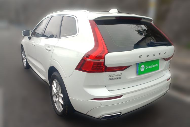 Used Volvo XC60 2019 T5 4x4 Smart Edition China V Standard