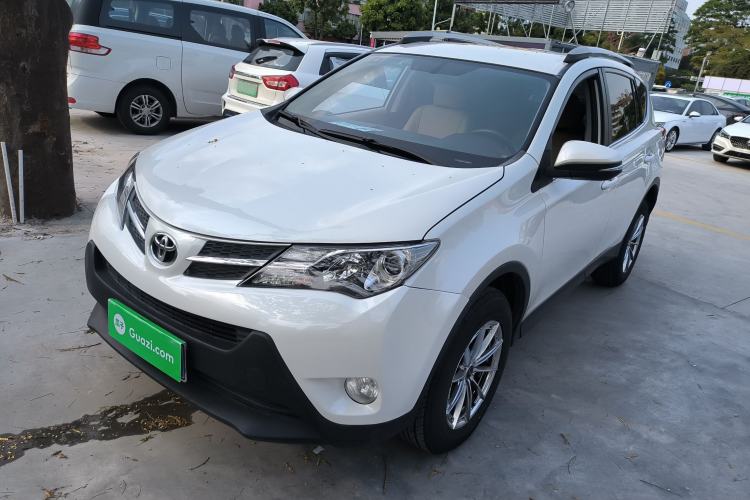 Used Toyota RAV4 2015 2.0L CVT Two-Wheel Drive Urban Edition