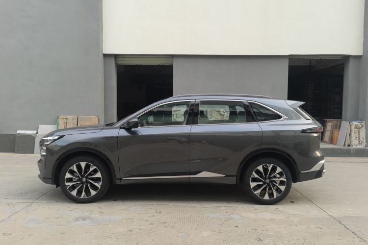 Used CHANGAN CS75 PLUS 2025 4th Generation UItra 2.0T New Blue Whale – Smart & Powerful Version Exterior 1