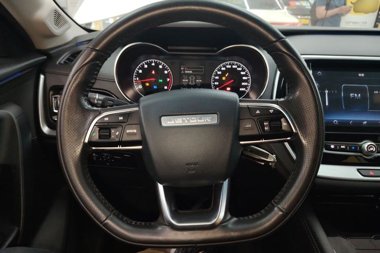 Used JETOUR X70M 2020 Revised 1.5T Manual Travel Companion Version 5 Seats
