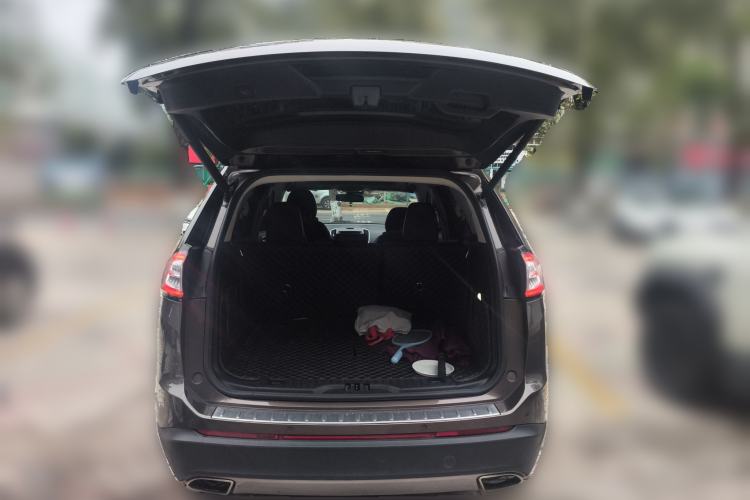 Used Ford Edge 2016 EcoBoost 245 Two-Wheel-Drive Titanium 7-Seater