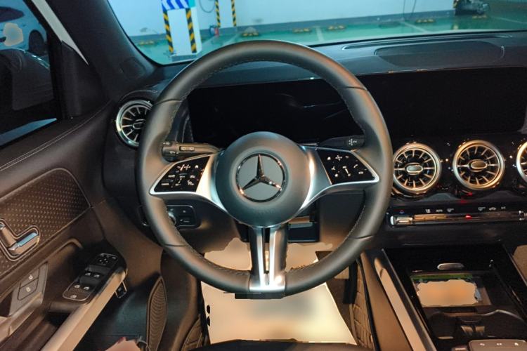 Used Mercedes-Benz GLB 2024 Refresh GLB 220 Dynamic Edition