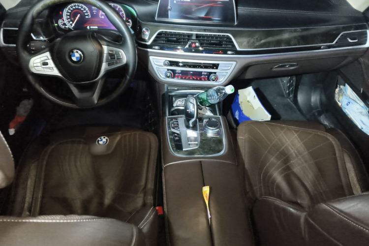 Used BMW 7 Series 2017 730Li Luxury Model
