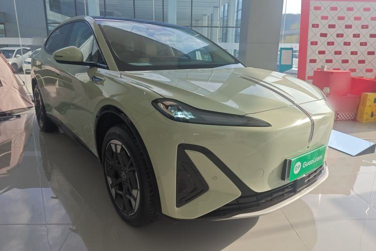 Used Hongqi Tiangong 06 2025 520 Smart Selection Edition Front Right 45 Deg