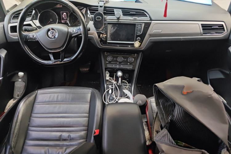 Used Volkswagen Touran 2018 Volkswagen Touran L 280TSI DSG Boundary Edition 7 Seats China V Emission Standard
