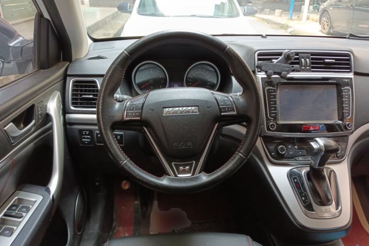Used Haval H6 2017 Restyled Red-Label Sport Version 1.5T Automatic Two-Wheel Drive Luxury Trim Steering Wheel