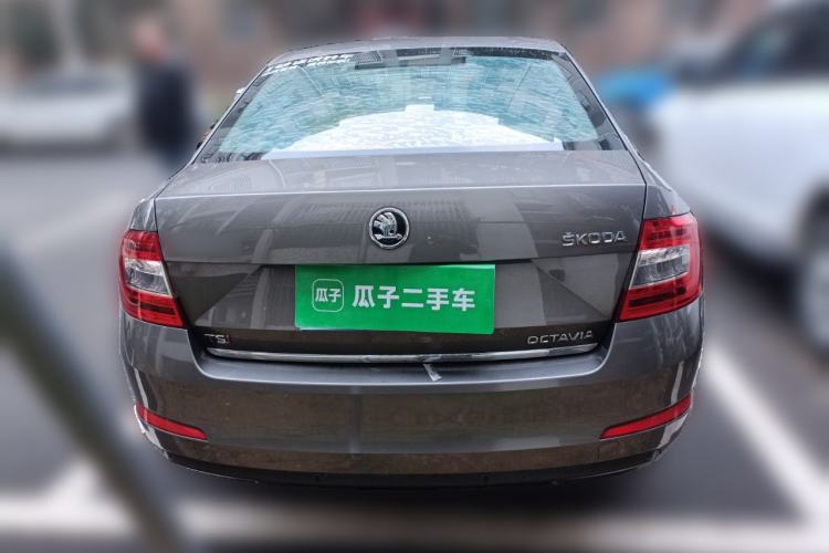 Used Skoda Octavia 2015 1.6L Manual Yijun Edition
