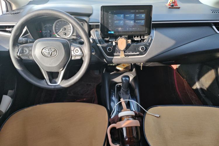 Used Toyota Corolla 2021 Dual-Motor 1.8L E-CVT Elite Edition
