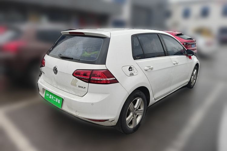 Used Volkswagen Golf 2017 1.6L Automatic Comfort Million-Vehicle Anniversary Edition