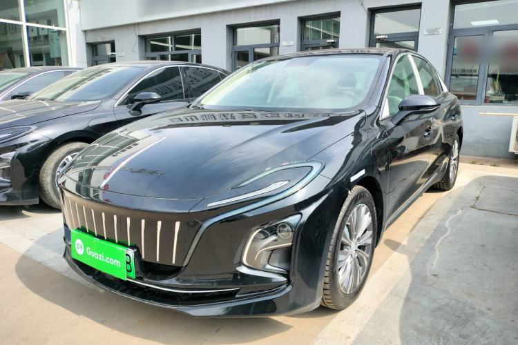 Used Hongqi E-QM5 2022 431 km Charge & Enjoy Edition