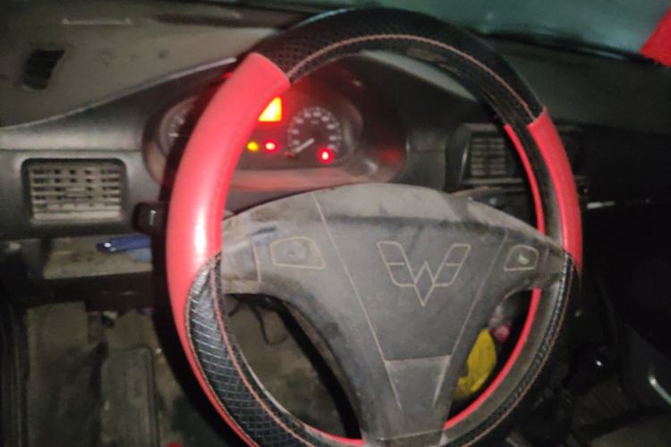 Used Wuling Rongguang 2012 1.2L Extended Basic Version LJY Steering Wheel
