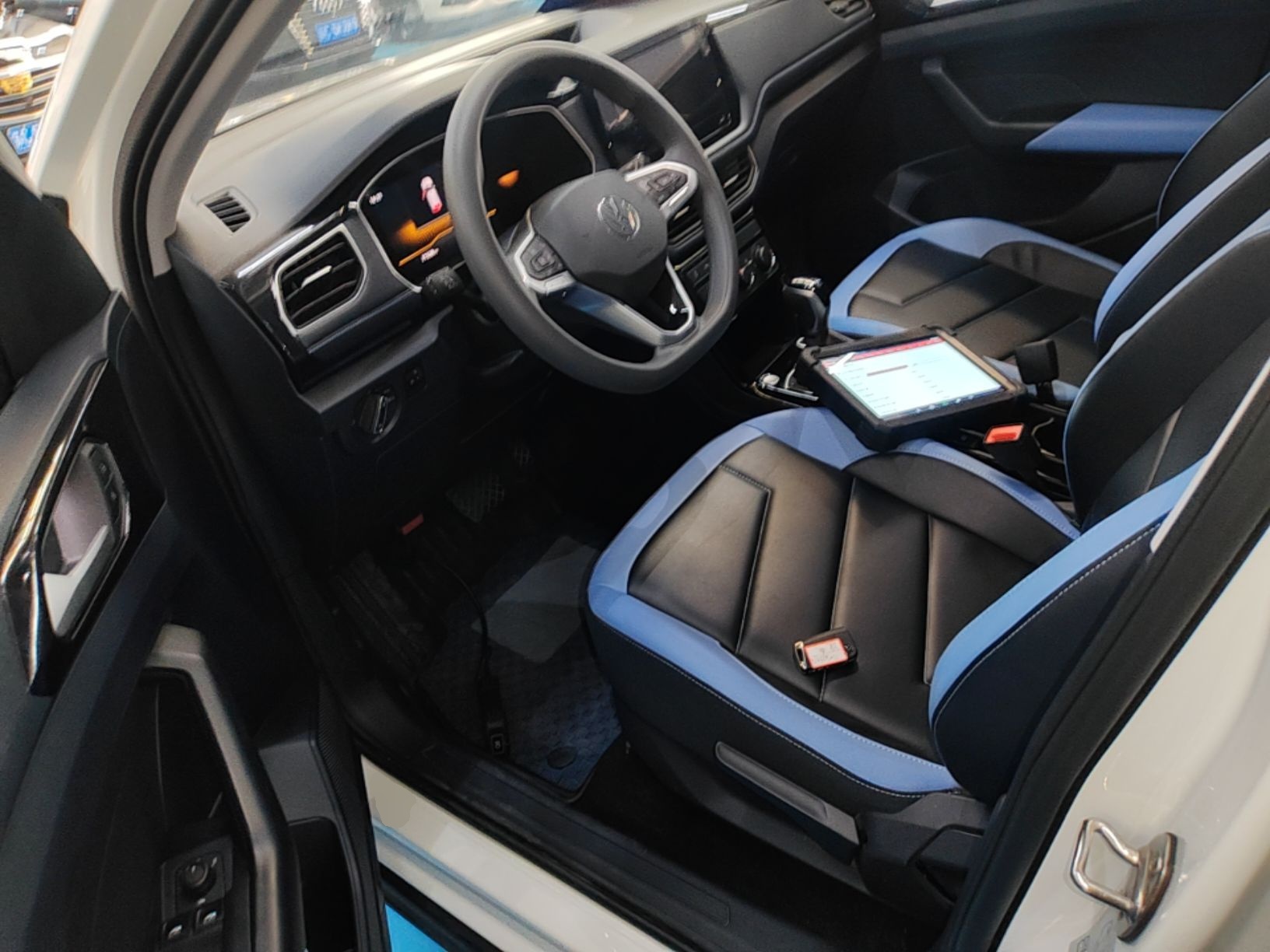 Interior delantero
