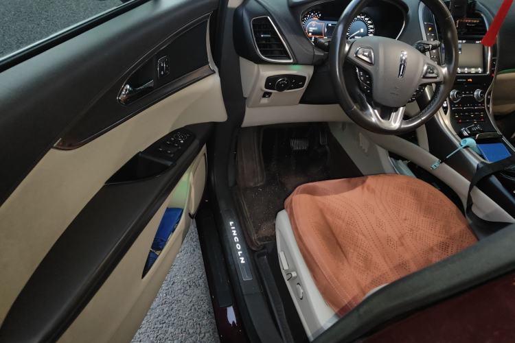 Used Lincoln MKX 2017 2.0T Two-Wheel Drive Deluxe Edition Driver Seat