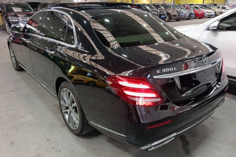 Used Mercedes-Benz E-Class 2016 E 200 L Rear Left 45 Deg