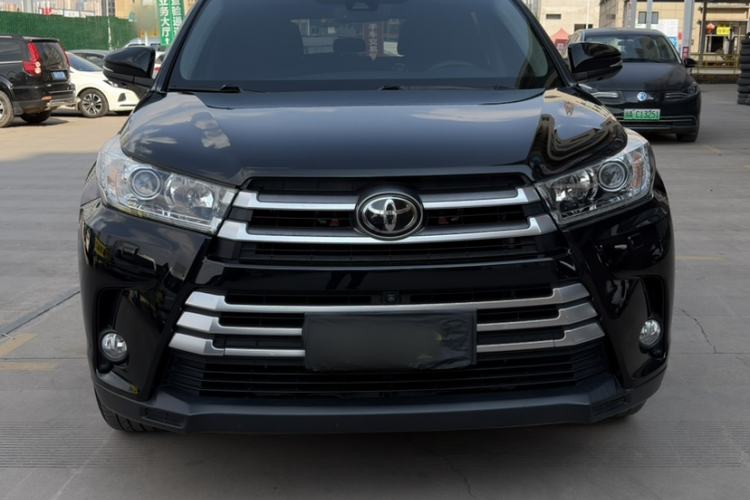 Used Toyota Highlander 2018 2.0T Four-Wheel Drive Supreme Edition 7-Seater China VI Exterior 3