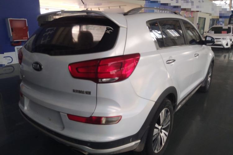 Used Kia Sportage R 2015 2.0L Automatic Two-Wheel Drive DLX Model
